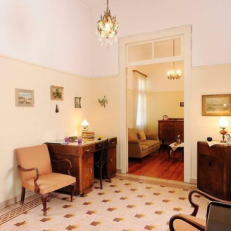 Zeta'S Vintage House In The Centre Of Sparta Buitenkant foto
